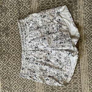 Black and White Athleta shorts